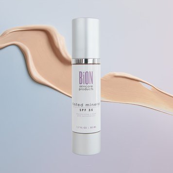 Tinted Mineral SPF 35 | Мінеральний SPF 35 з тонуючим ефектом 50 мл B51-B55 фото